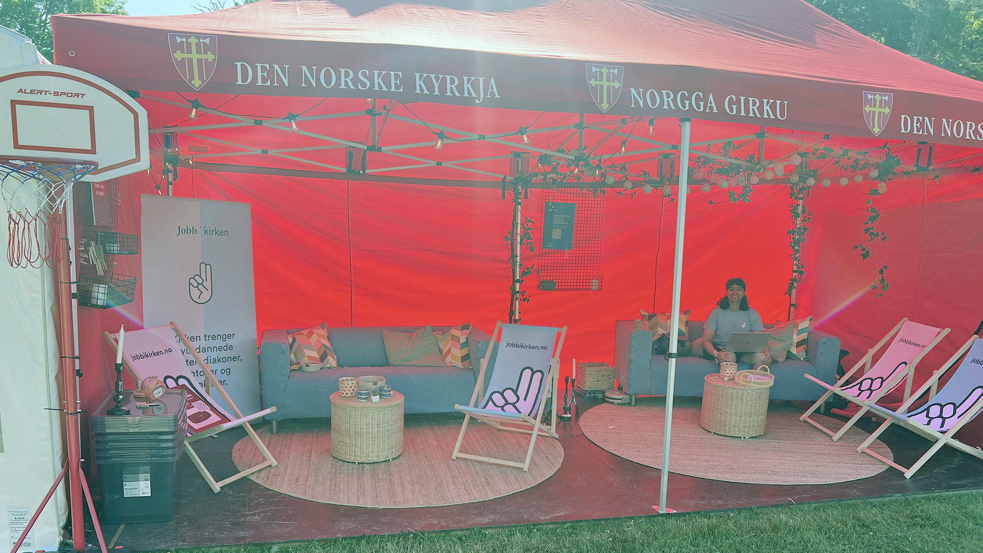 Bli med på sommerstevne!